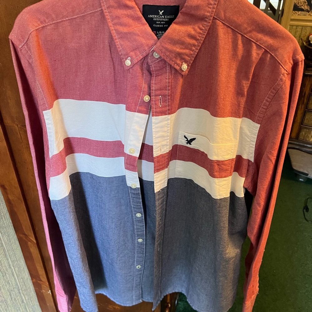 American eagle button down